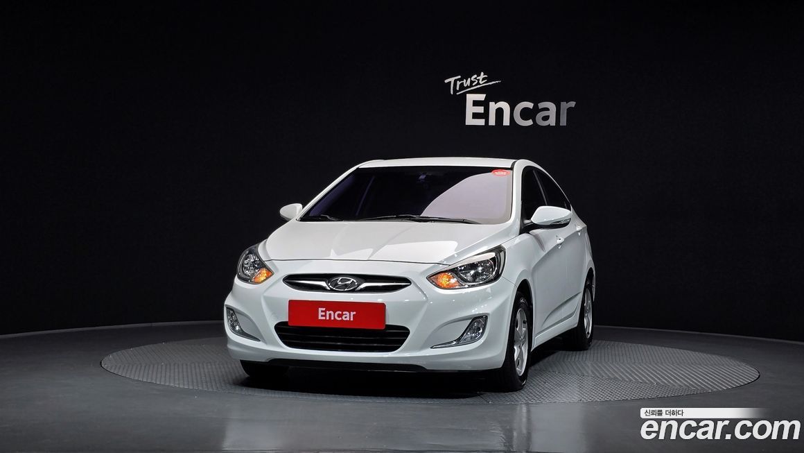Hyundai Accent 2015