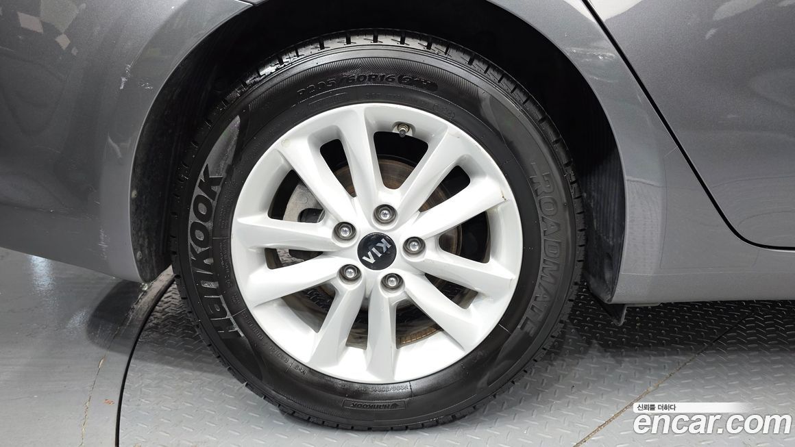 Kia K3 2016
