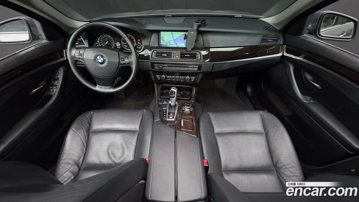 BMW 5-Series 2013