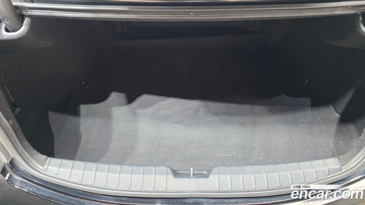 Hyundai Grandeur 2016