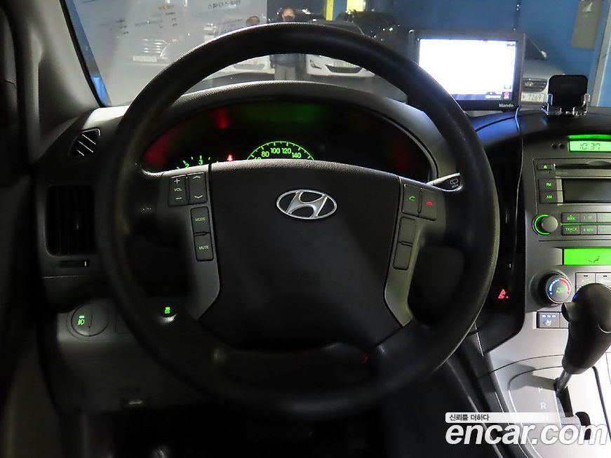 Hyundai Starex 2013