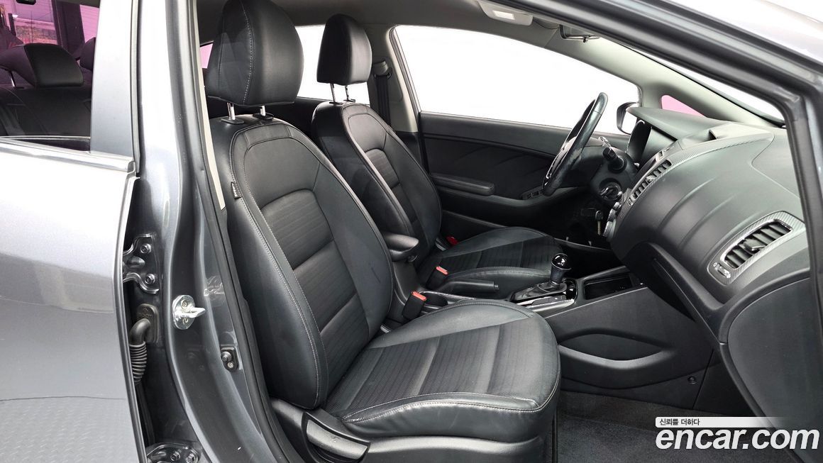 Kia K3 2016