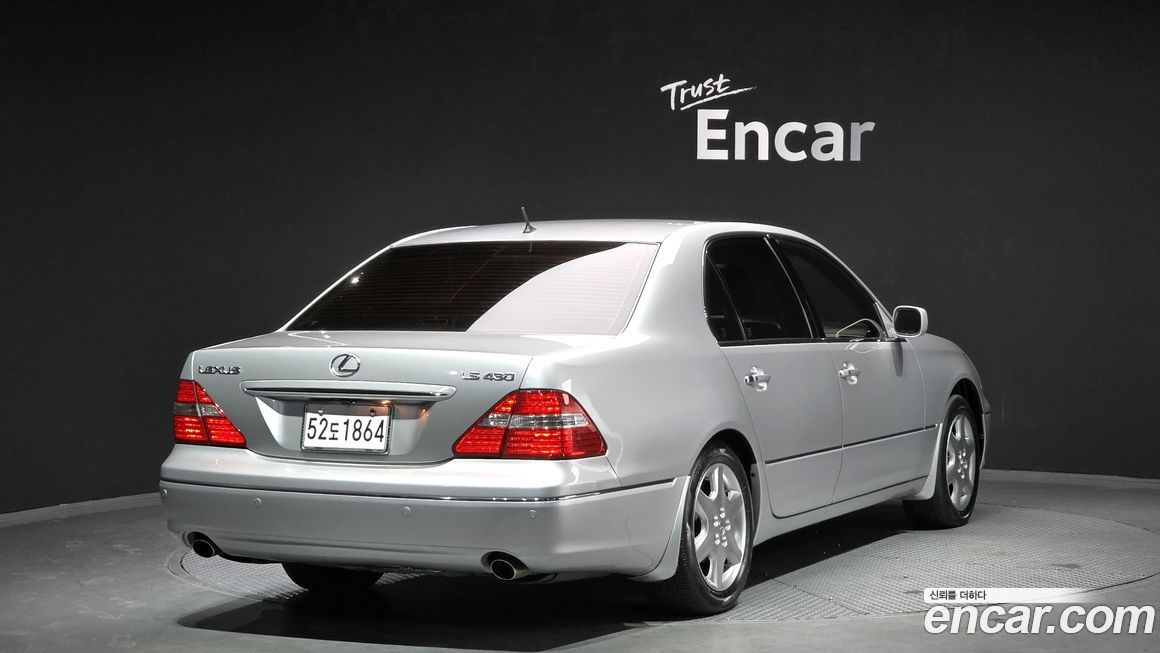 Lexus LS 2006