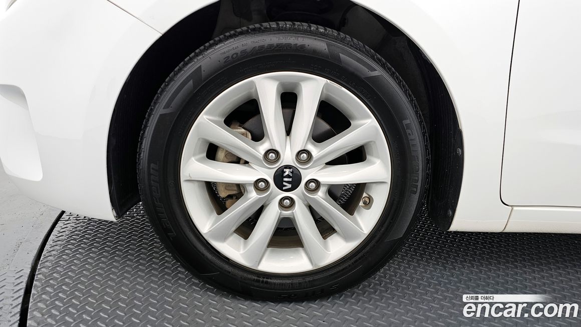 Kia K3 2017