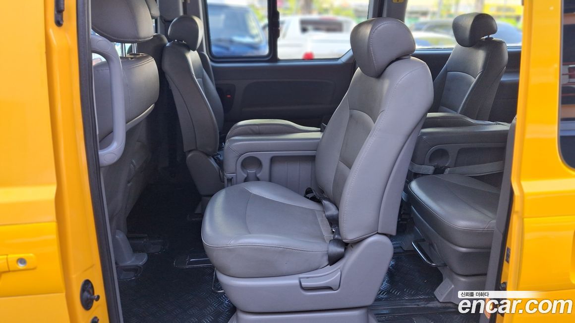 Hyundai Starex 2013