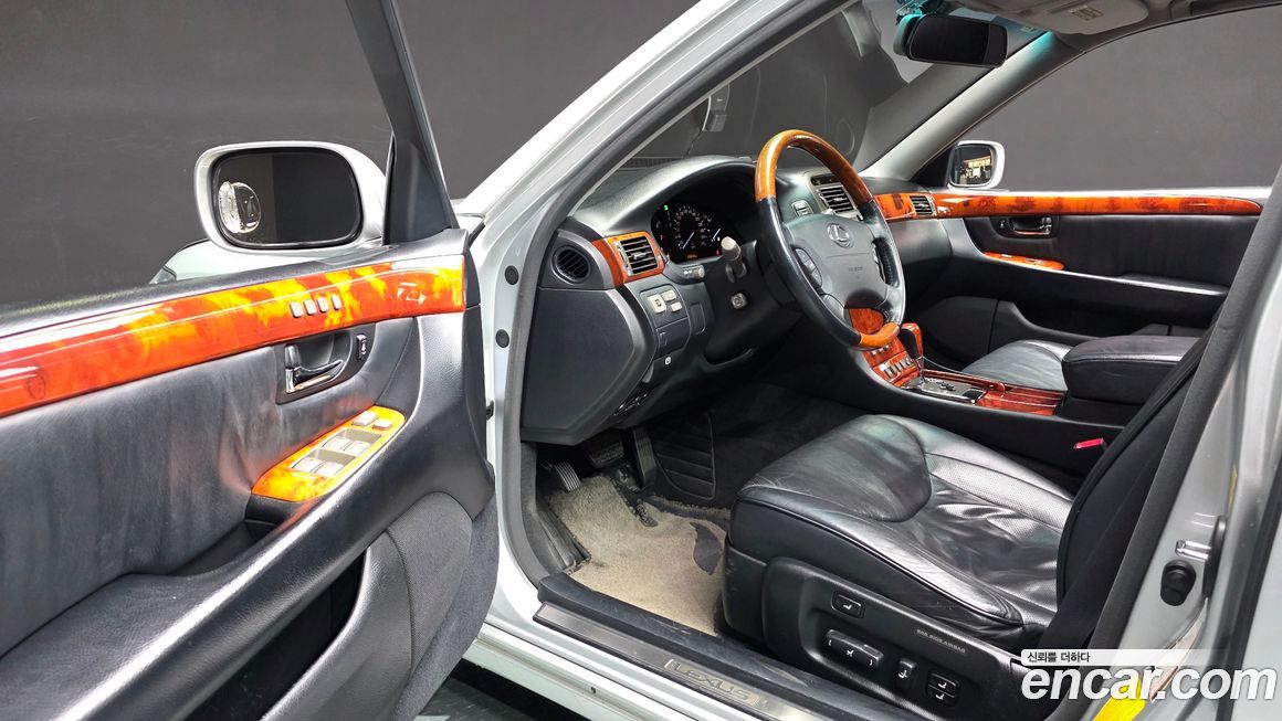 Lexus LS 2006