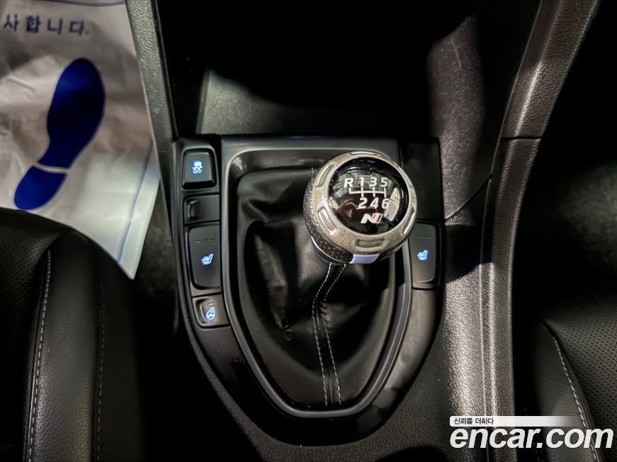 Hyundai Veloster 2019