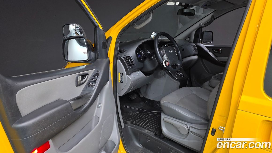 Hyundai Starex 2016