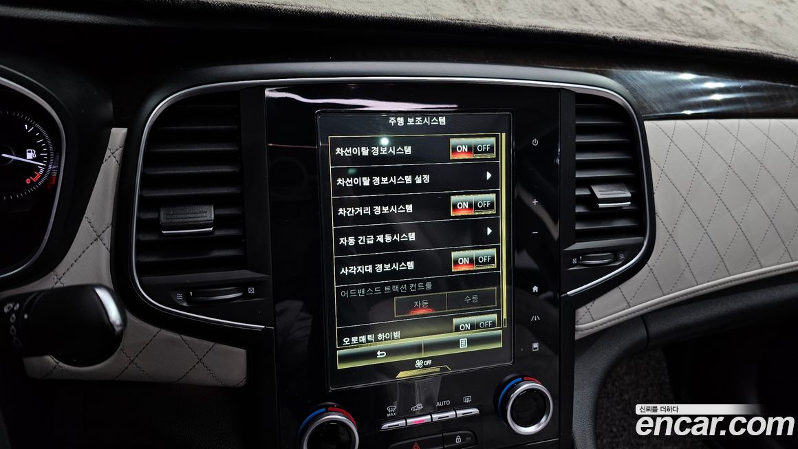 Renault-KoreaSamsung SM6 2016