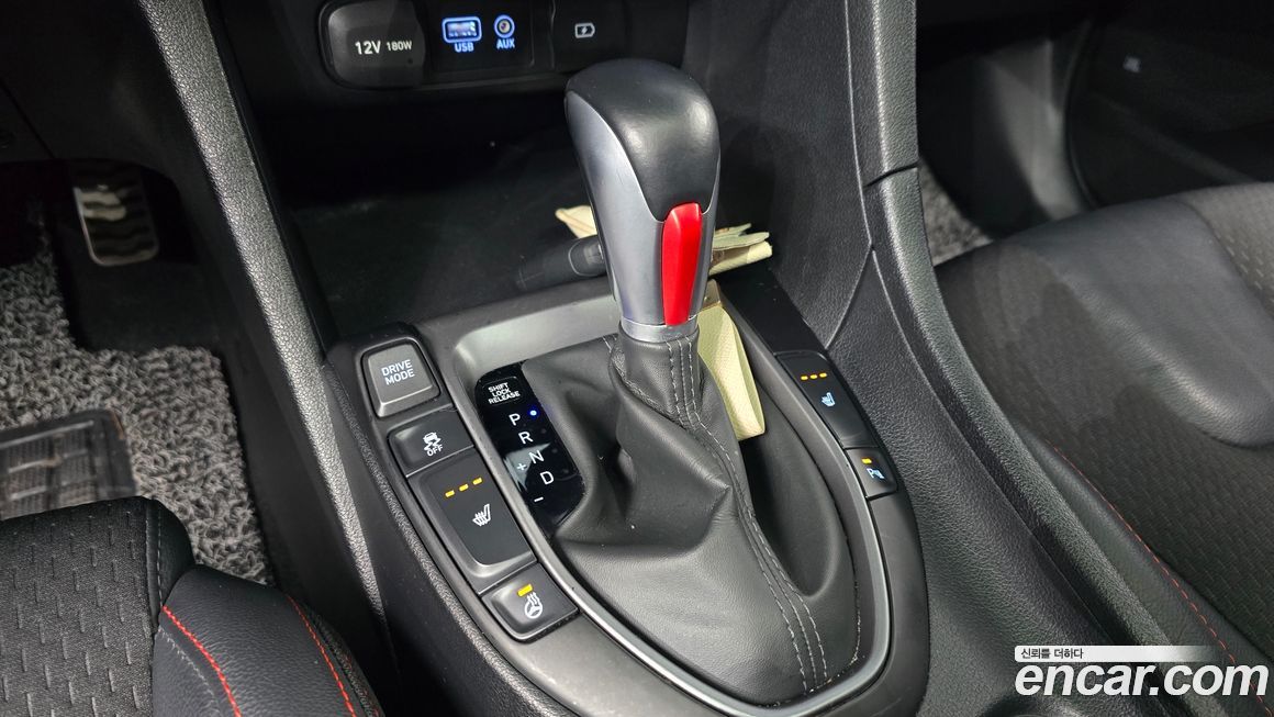 Hyundai Veloster 2018