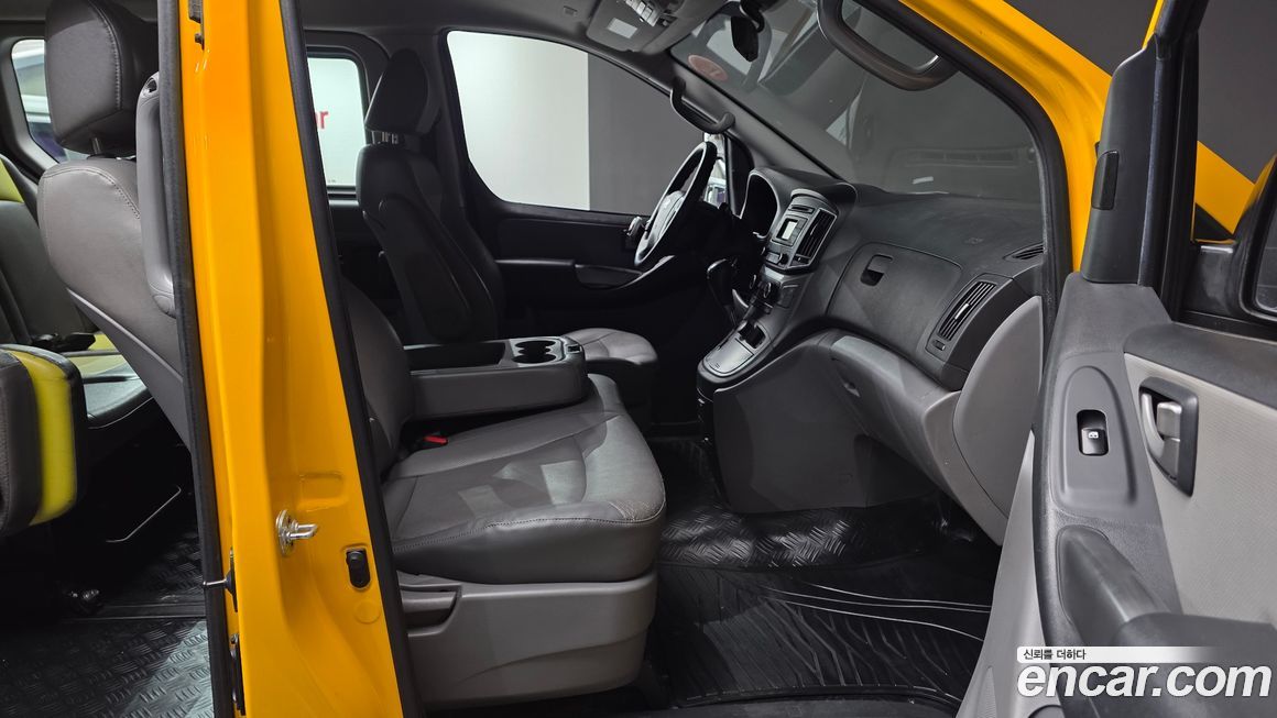 Hyundai Starex 2016