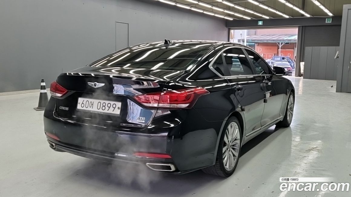 Hyundai Genesis 2016