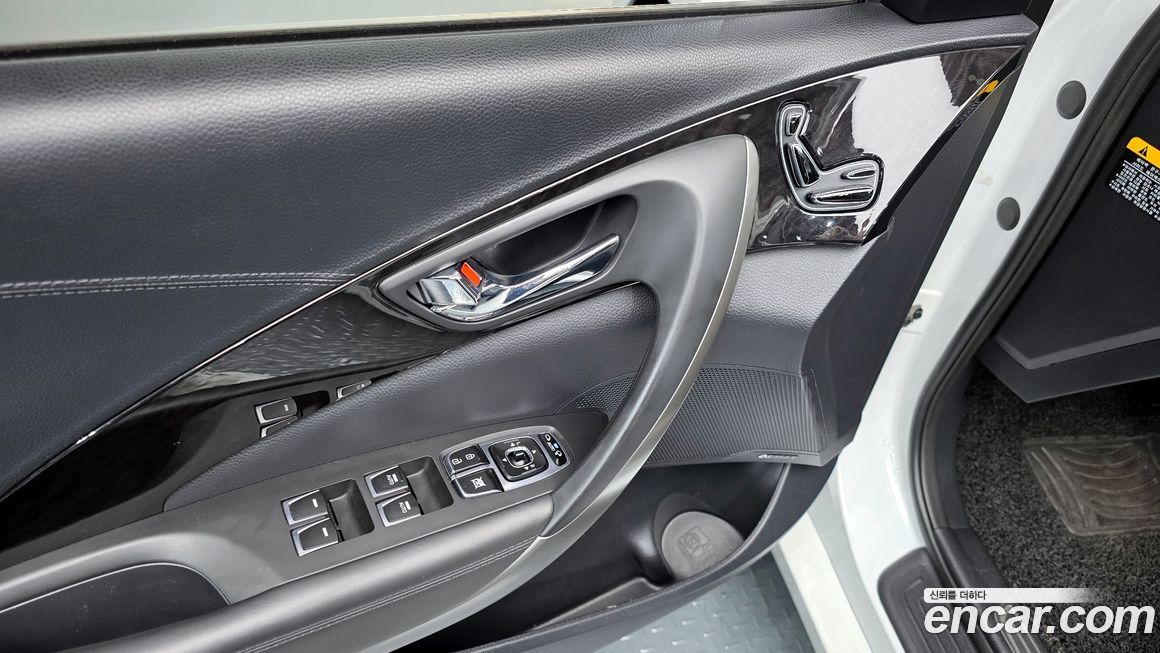 Hyundai Grandeur 2017