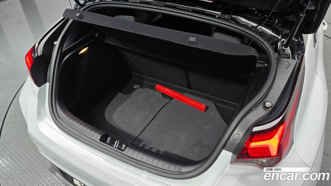 Hyundai Veloster 2018