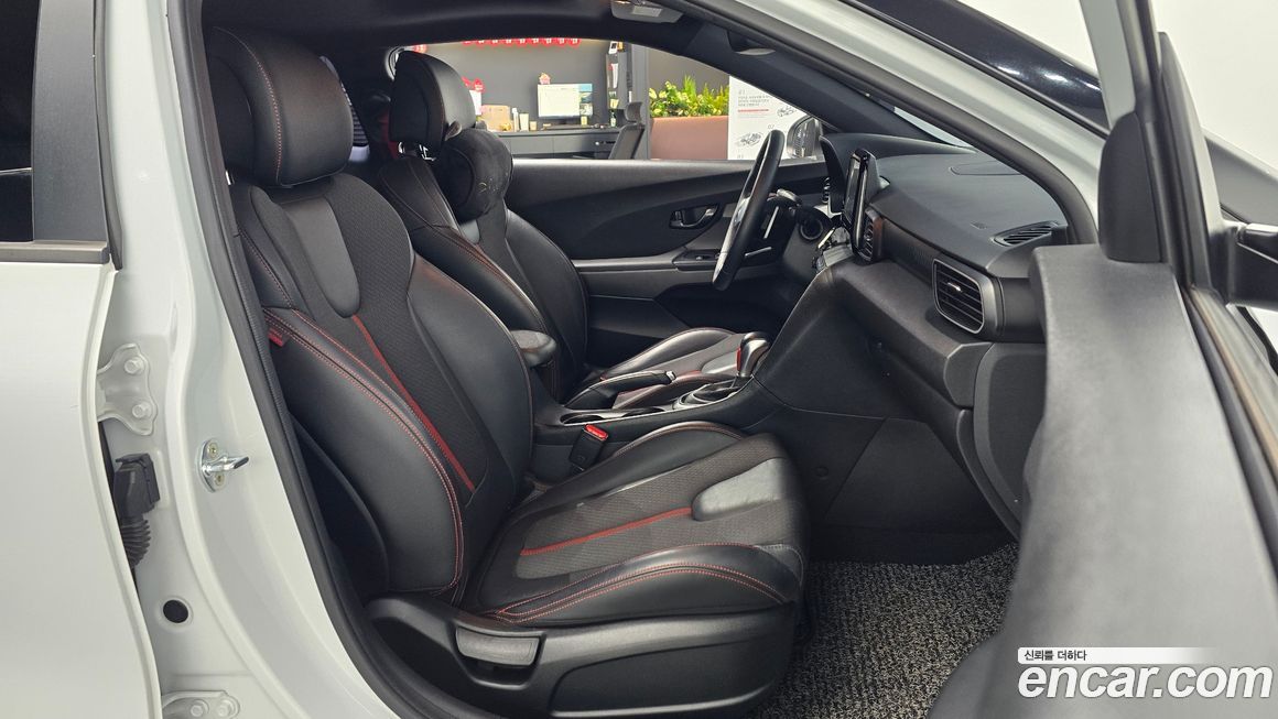 Hyundai Veloster 2018