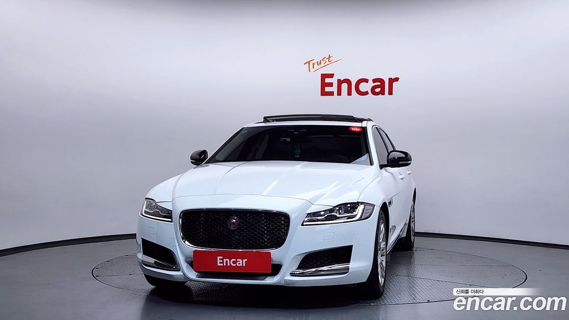 Jaguar XF 2017