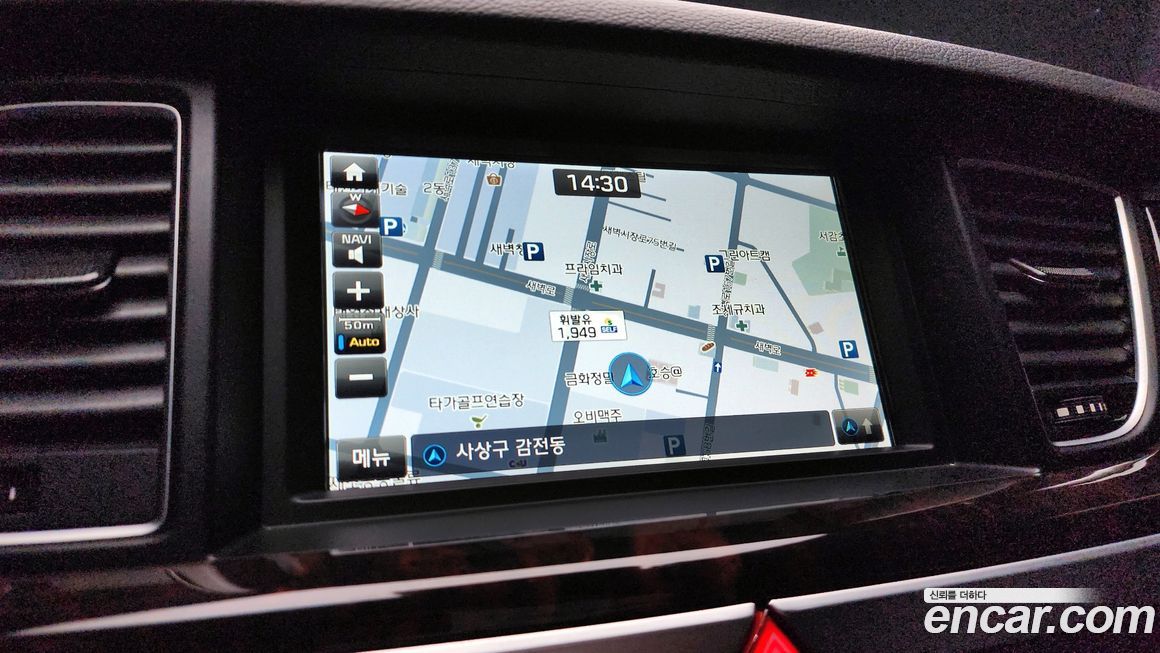 Hyundai Genesis 2016