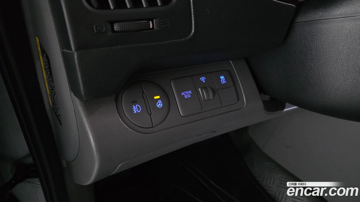 Hyundai Starex 2021