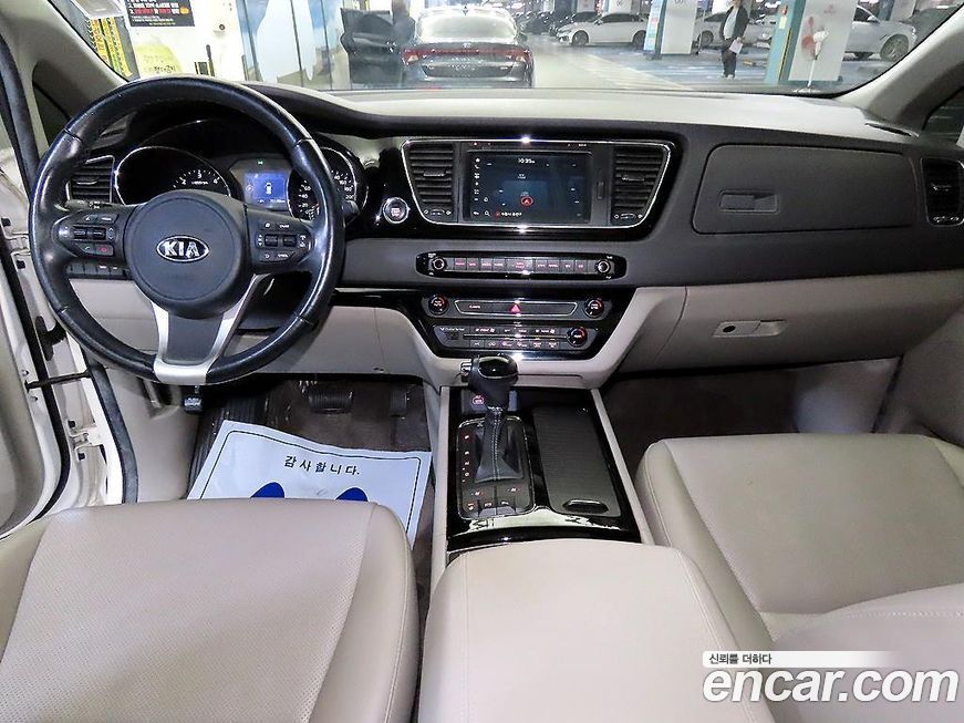 Kia Canival 2016