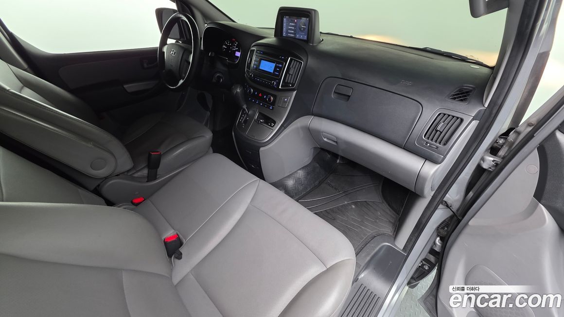 Hyundai Starex 2021