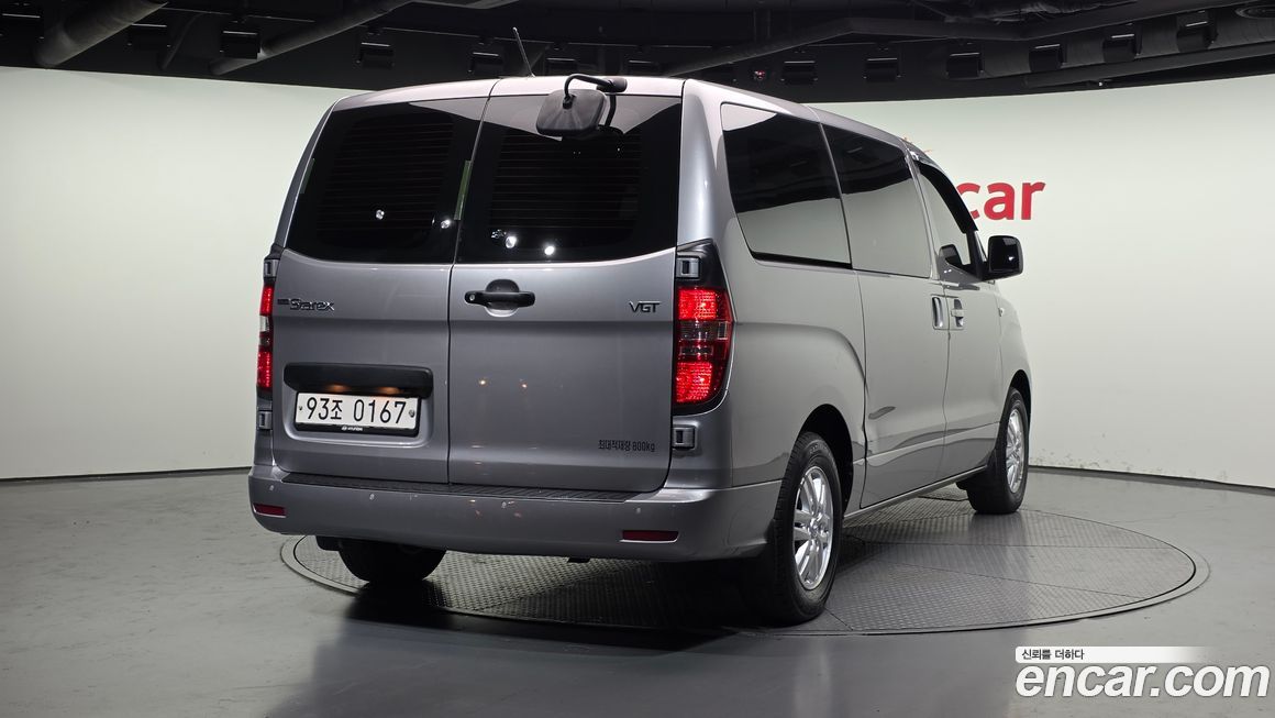 Hyundai Starex 2021