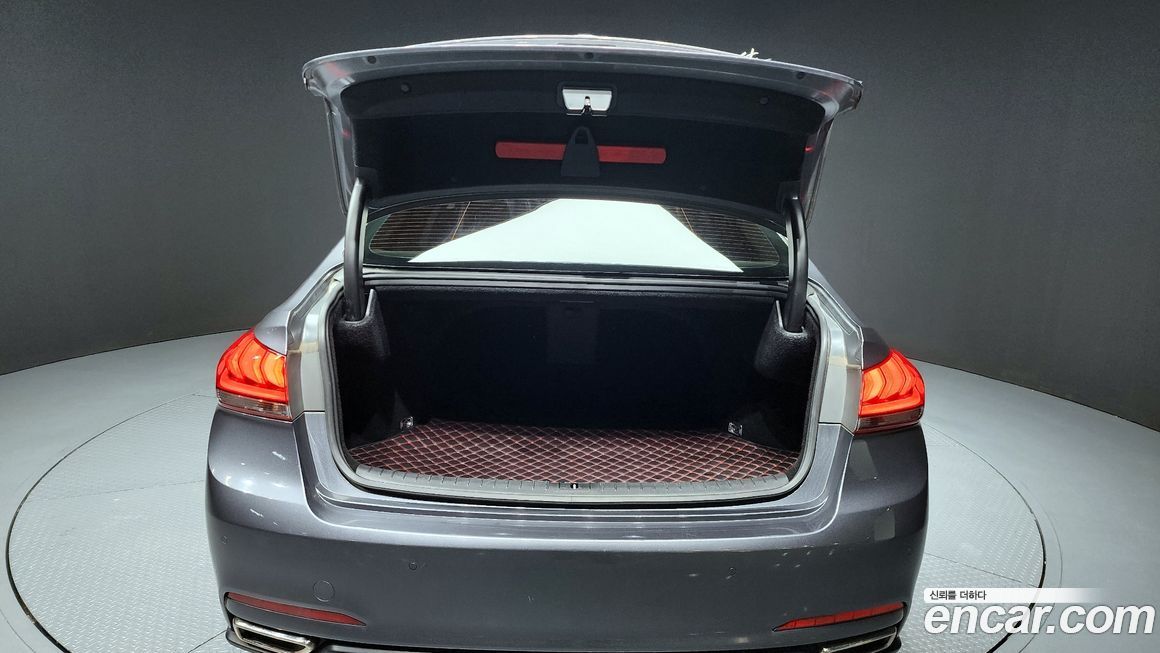 Hyundai Genesis 2016