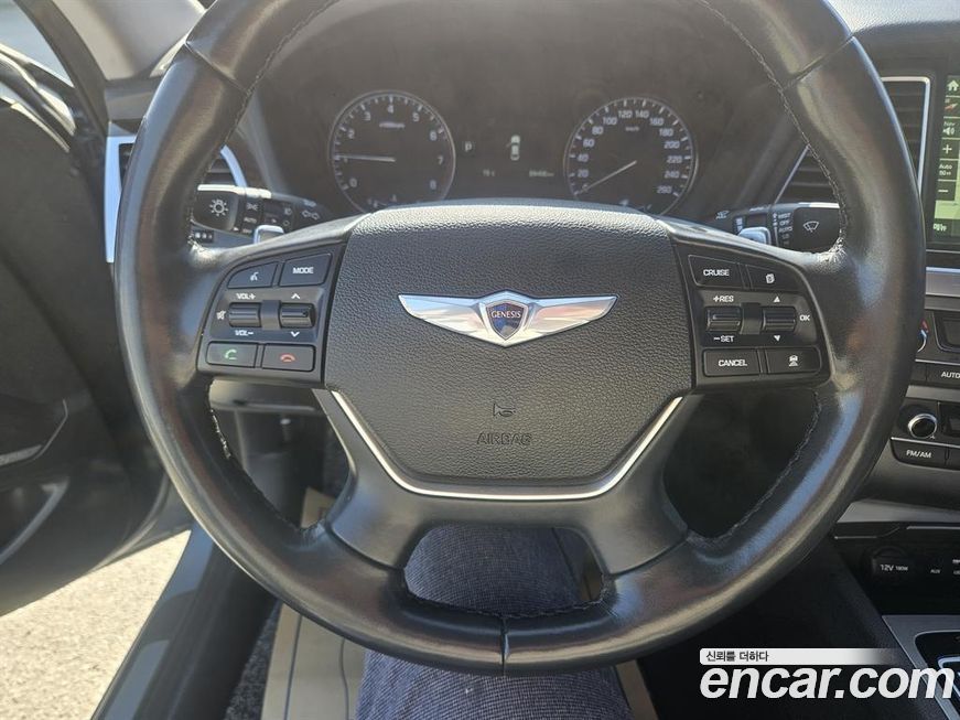 Hyundai Genesis 2016