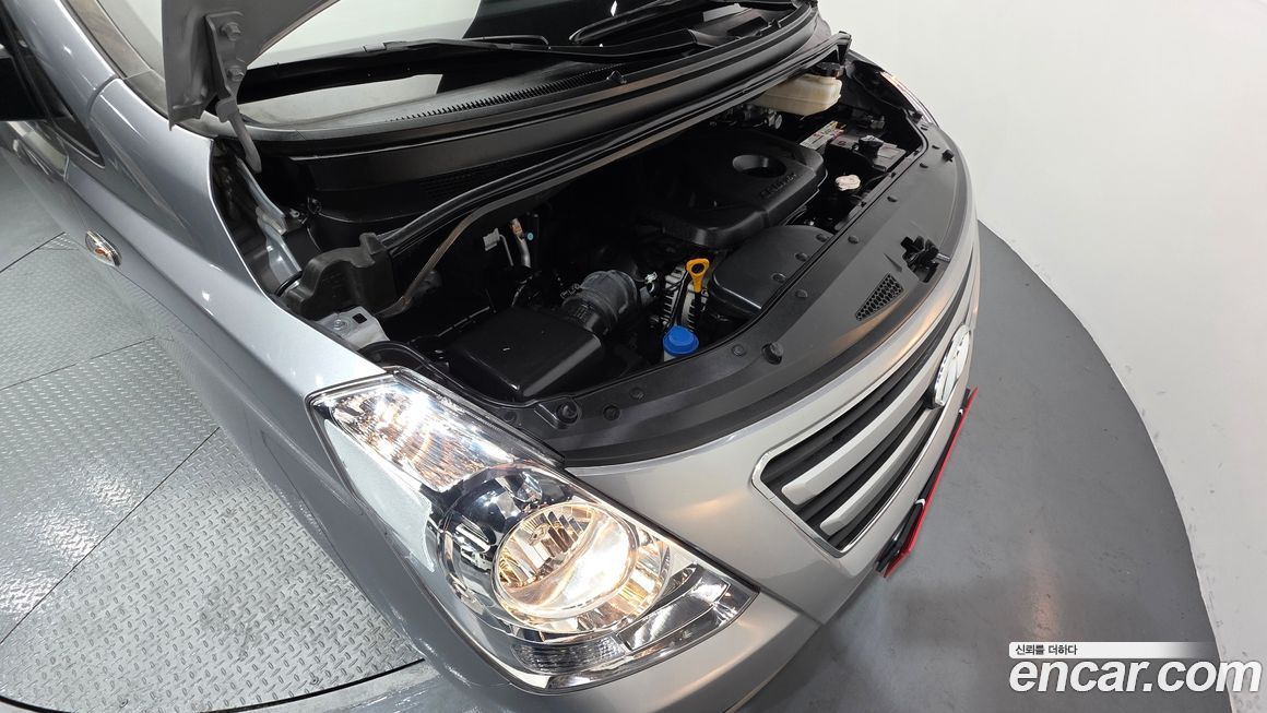 Hyundai Starex 2018