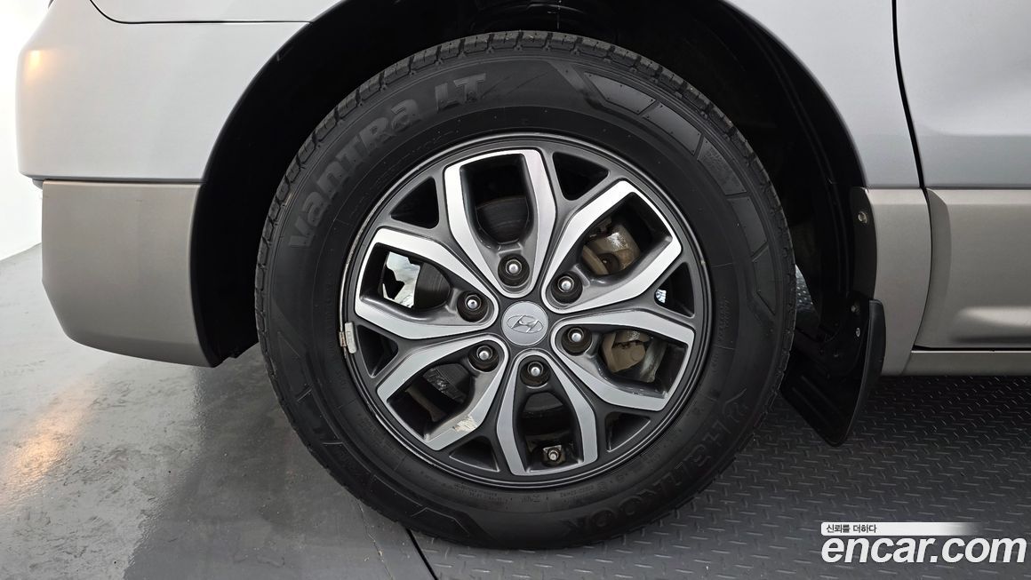 Hyundai Starex 2018