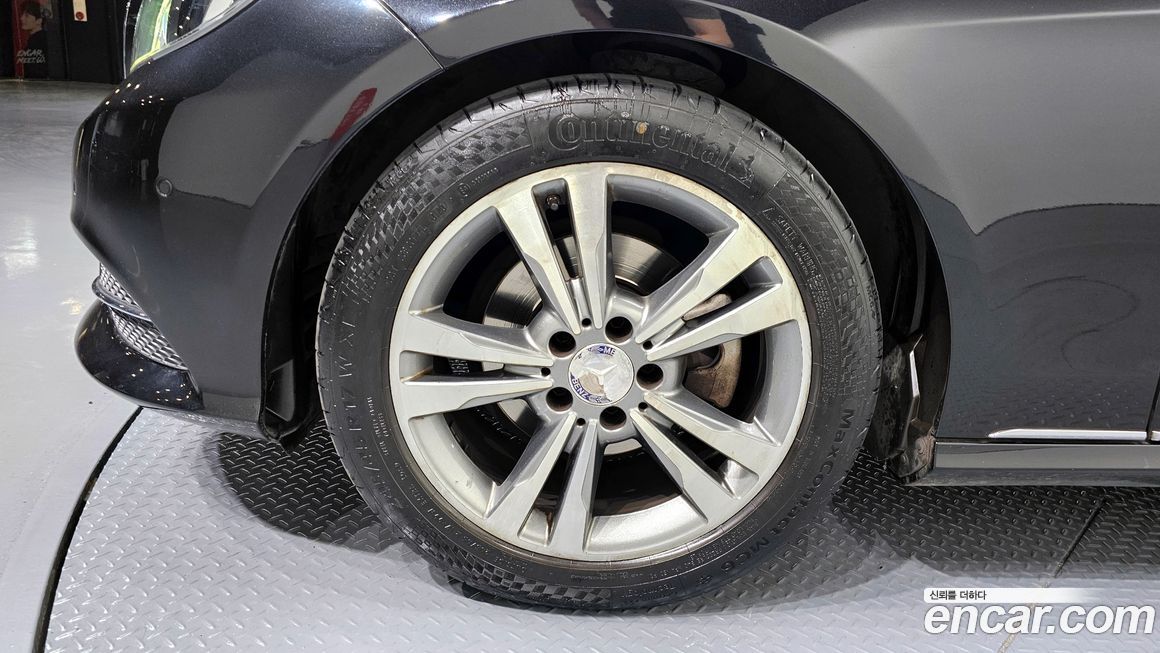 Mercedes-Benz E-Class 2014