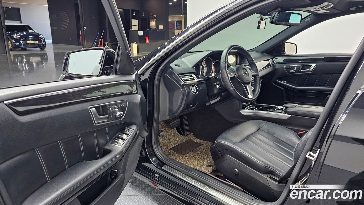 Mercedes-Benz E-Class 2014