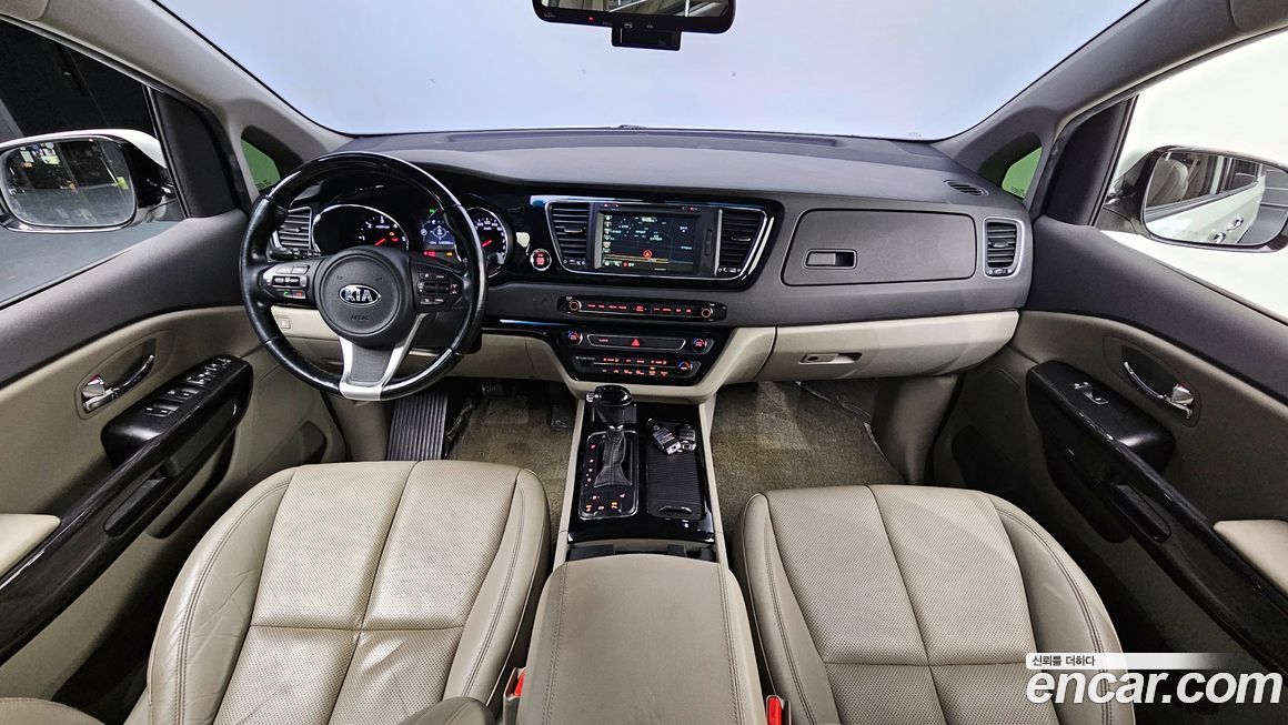 Kia Canival 2016