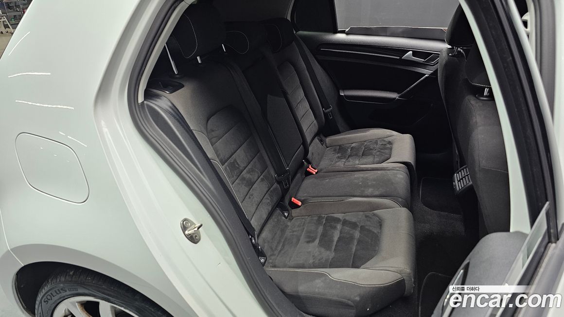 Volkswagen Golf 2016