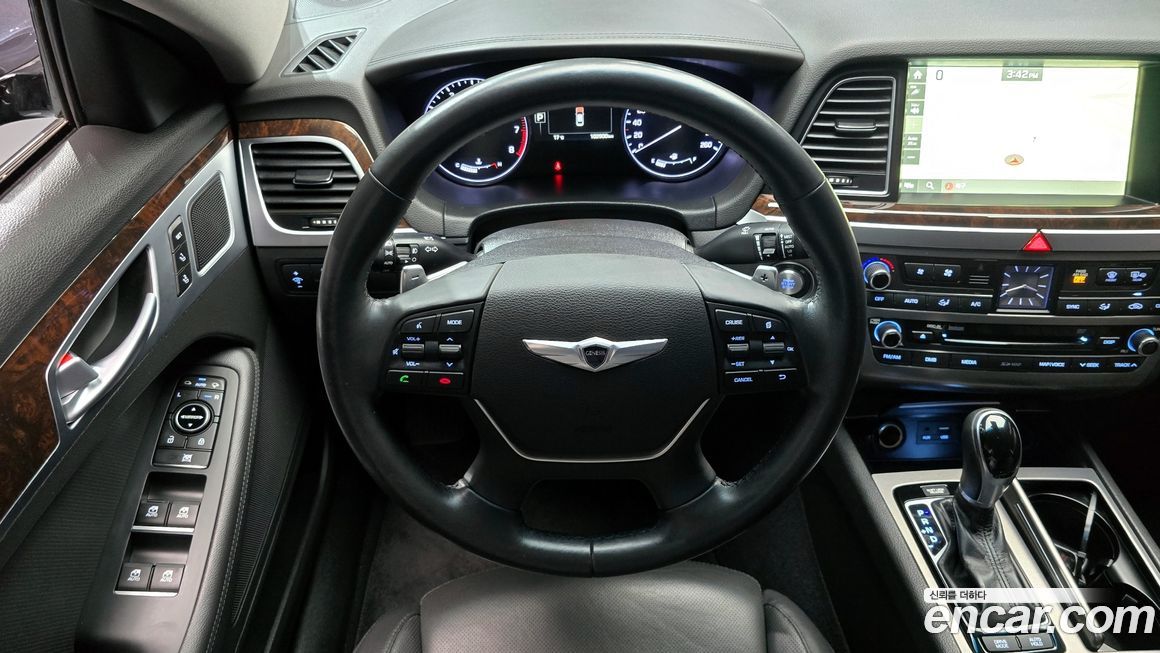 Hyundai Genesis 2016