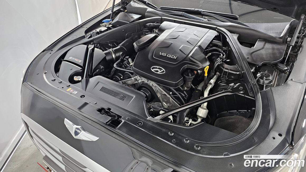 Hyundai Genesis 2014