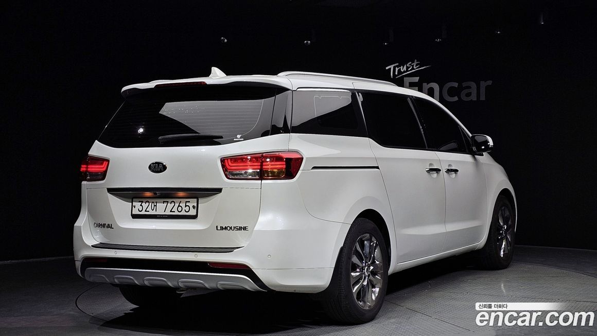 Kia Canival 2018