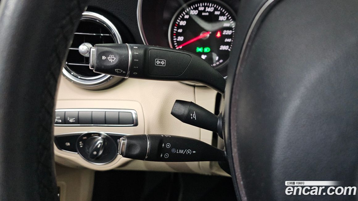Mercedes-Benz C-Class 2018