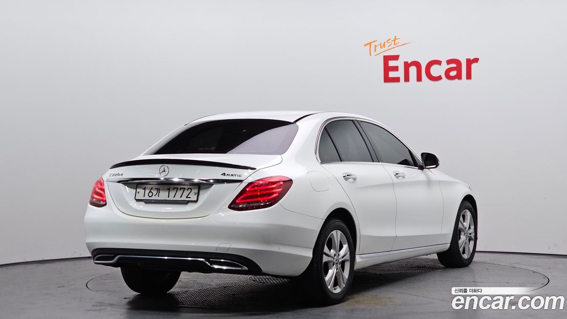 Mercedes-Benz C-Class 2018