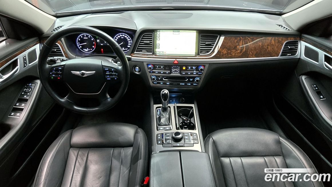 Hyundai Genesis 2016