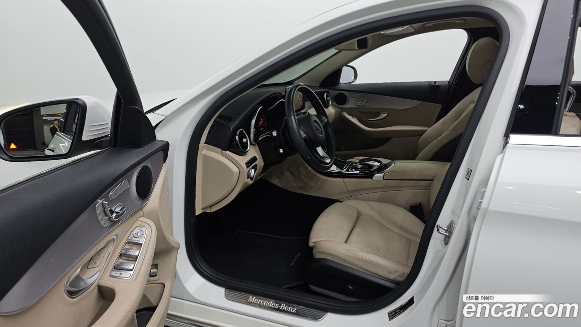 Mercedes-Benz C-Class 2018