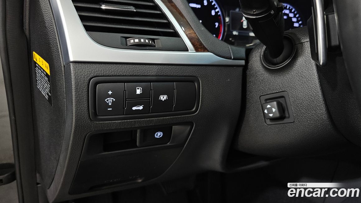 Hyundai Genesis 2014