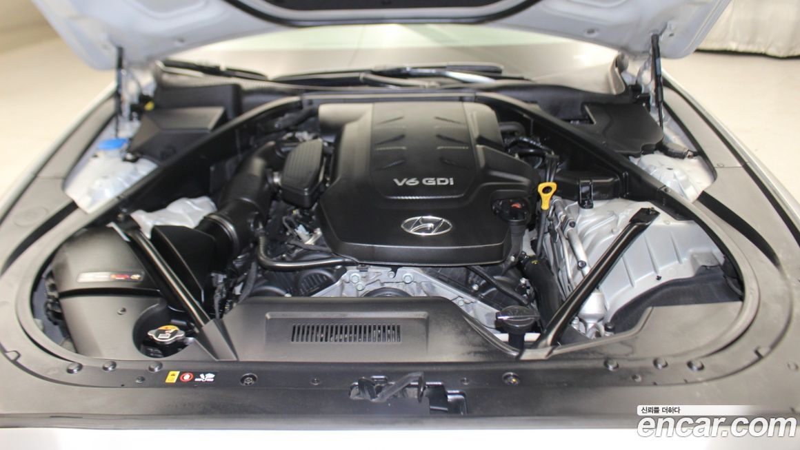 Hyundai Genesis 2014