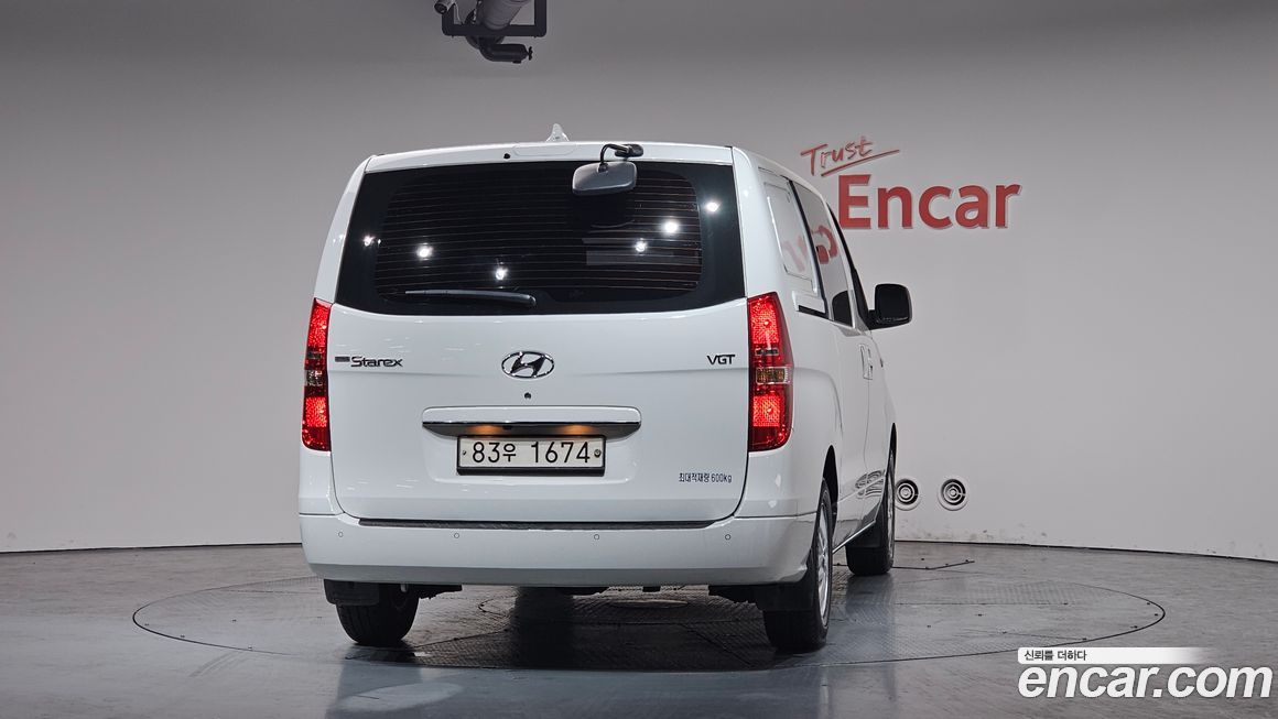 Hyundai Starex 2021