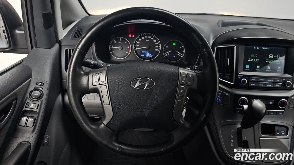 Hyundai Starex 2021