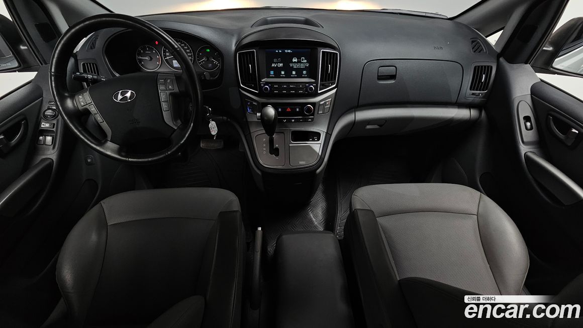 Hyundai Starex 2021