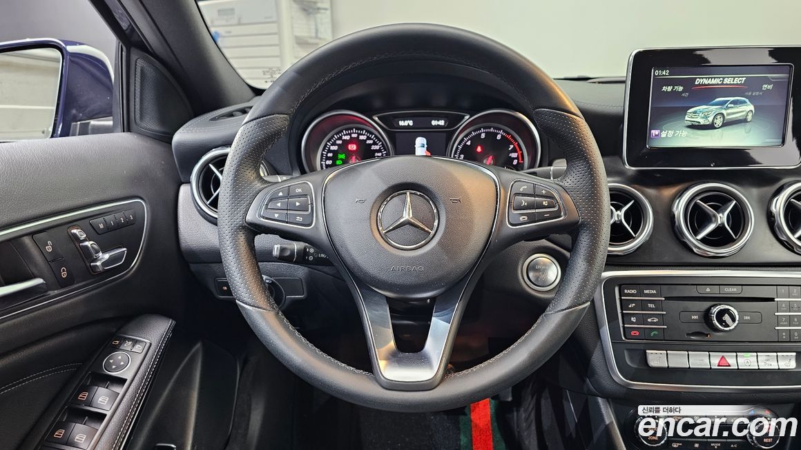 Mercedes-Benz GLA-Class 2018