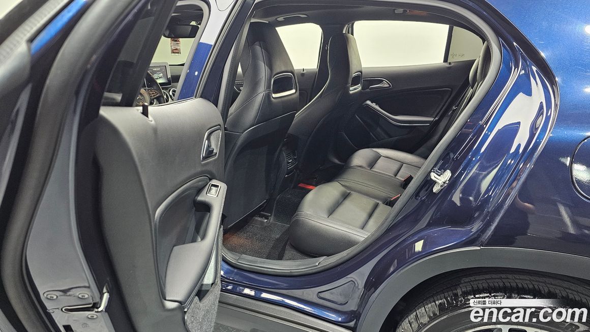 Mercedes-Benz GLA-Class 2018