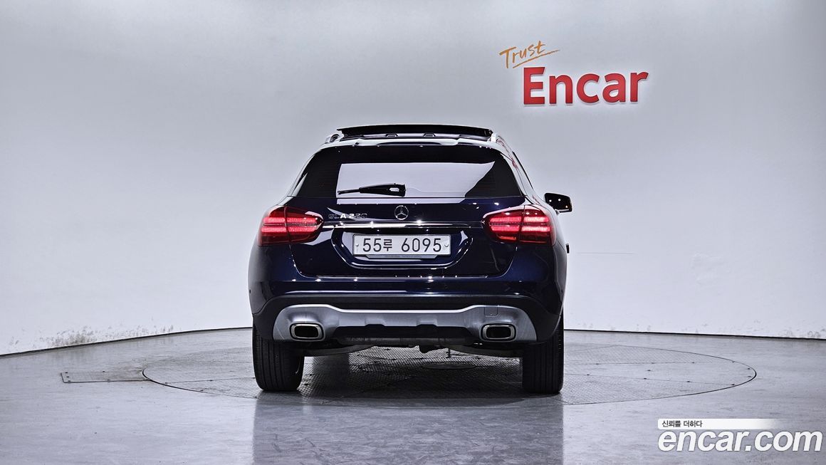 Mercedes-Benz GLA-Class 2018