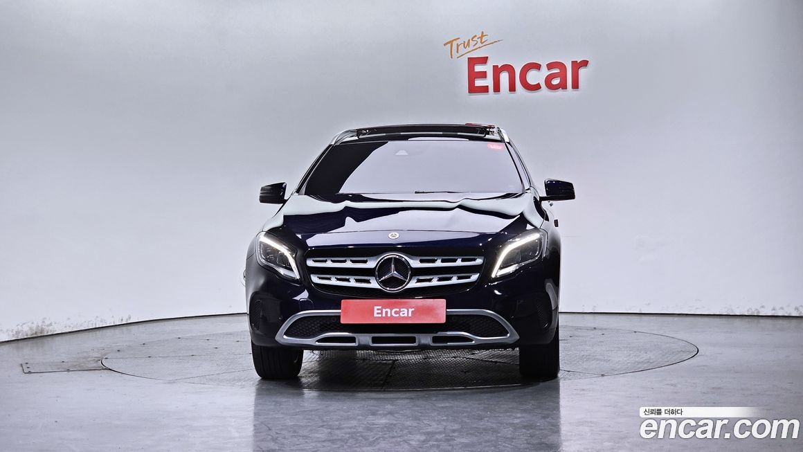 Mercedes-Benz GLA-Class 2018