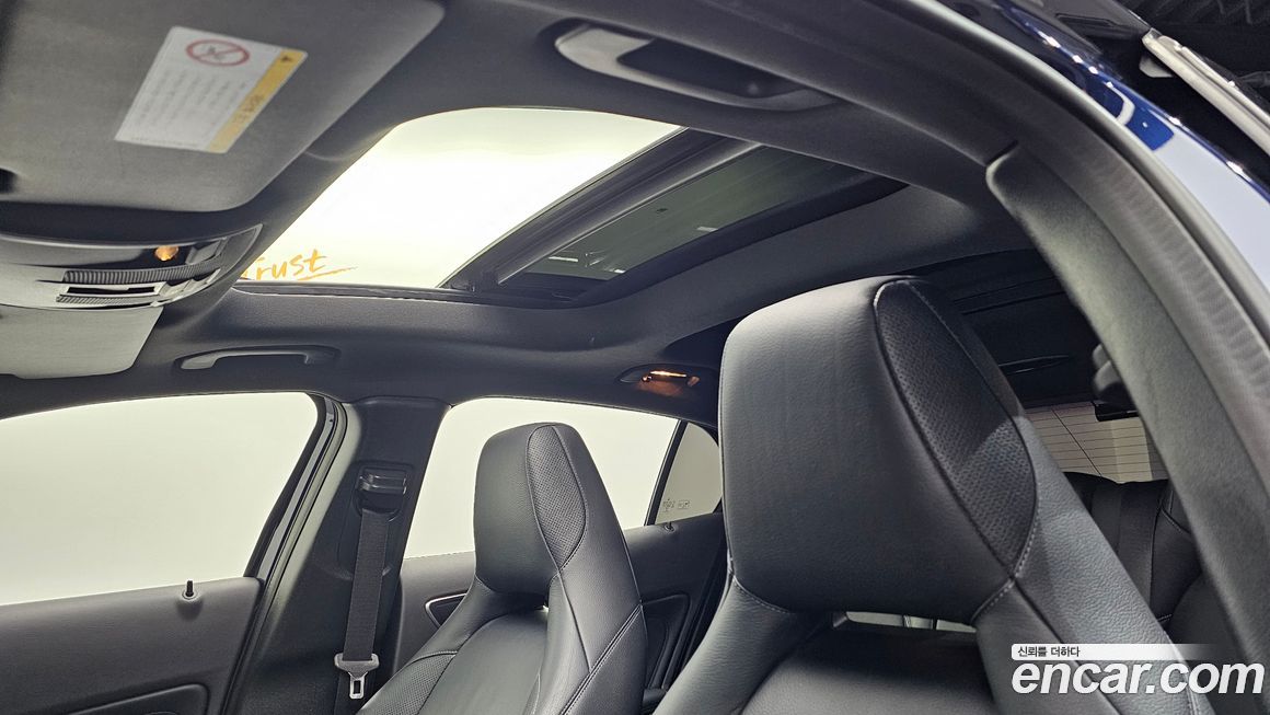 Mercedes-Benz GLA-Class 2018